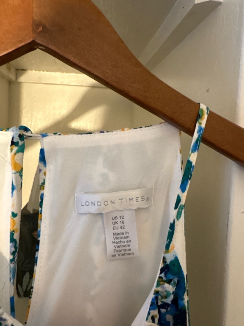 London Times White Floral-Printed Halter Dress with Teal and Yellow Accents - Picture 5 of 9